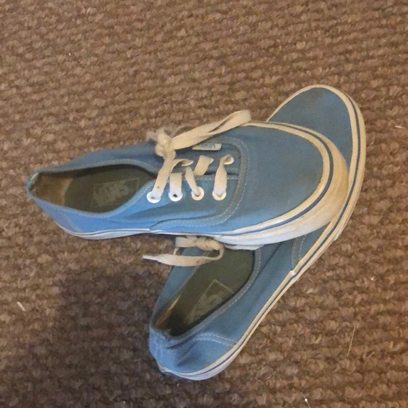 Vans - Picture 3 of 3